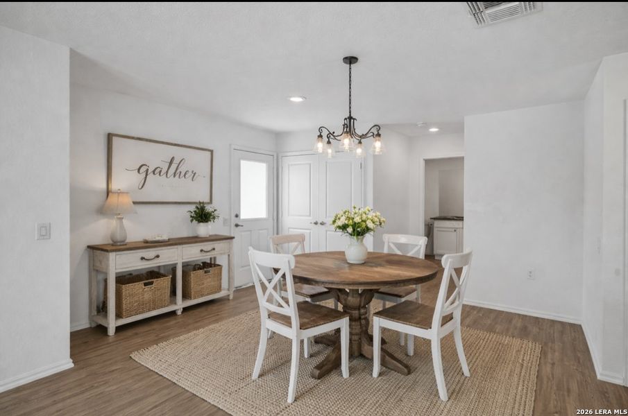 Furnished interior view inside a new home in Mission del Lago, San Antonio (Image 9).