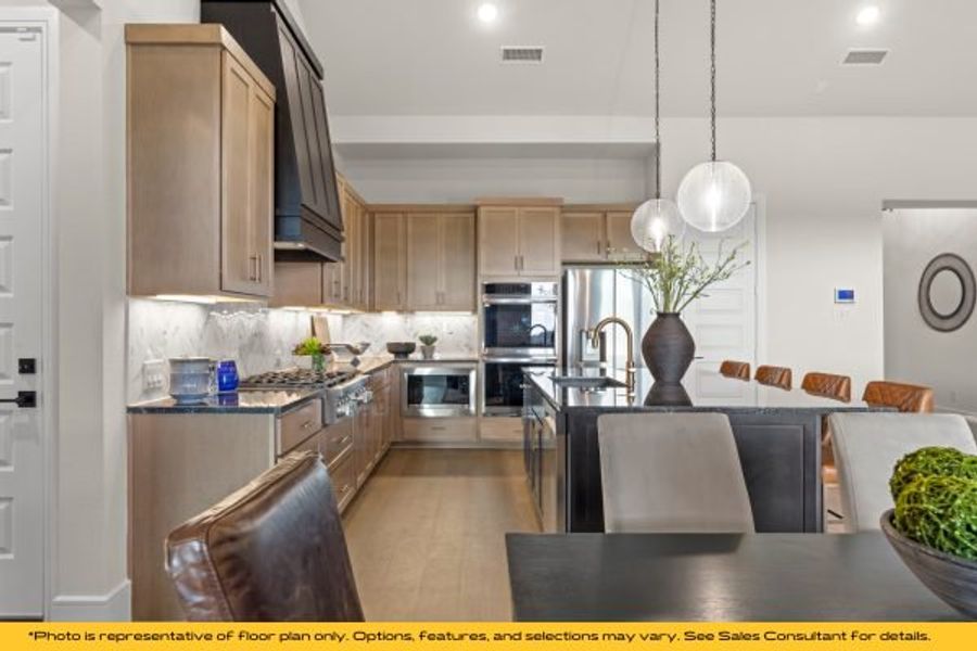 Representative furnished interior of a home built from the Bali by Stonefield Homes in Heath Golf and Yacht Club, Rockwall (Image 38).