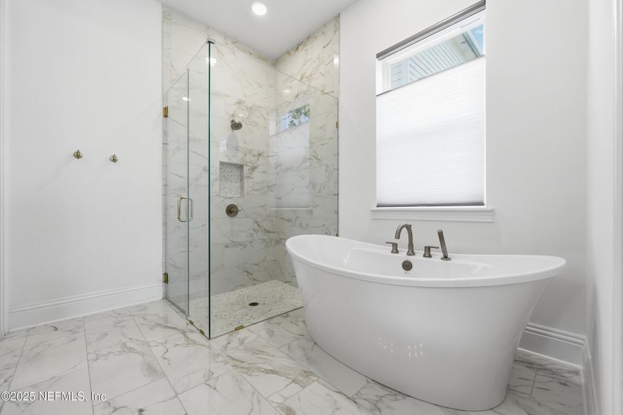 Furnished interior view inside a new home in , Ponte Vedra (Image 16).