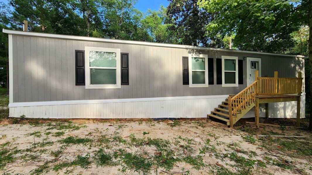 Right side view Right side view