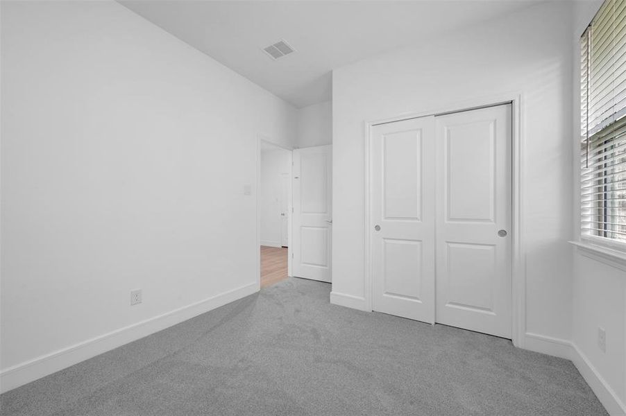 Spacious, unfurnished interior of a new home in Timberbrook, Justin (Image 28).