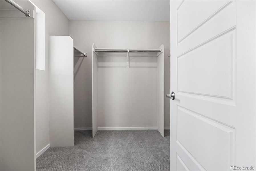 Spacious, unfurnished interior of a new home in Barefoot Village, Firestone (Image 28).