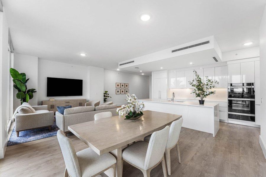 010-220LakeShoreDrive-702-LakePark-FL-33 010-220LakeShoreDrive-702-LakePark-FL-33