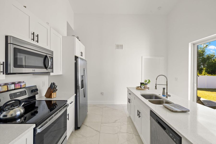 Furnished interior view inside a new home in , Lehigh Acres (Image 15).