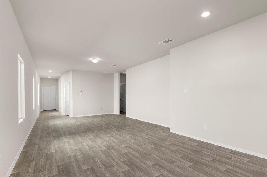 Spacious, unfurnished interior of a new home in Hymeadow, Maxwell (Image 17).