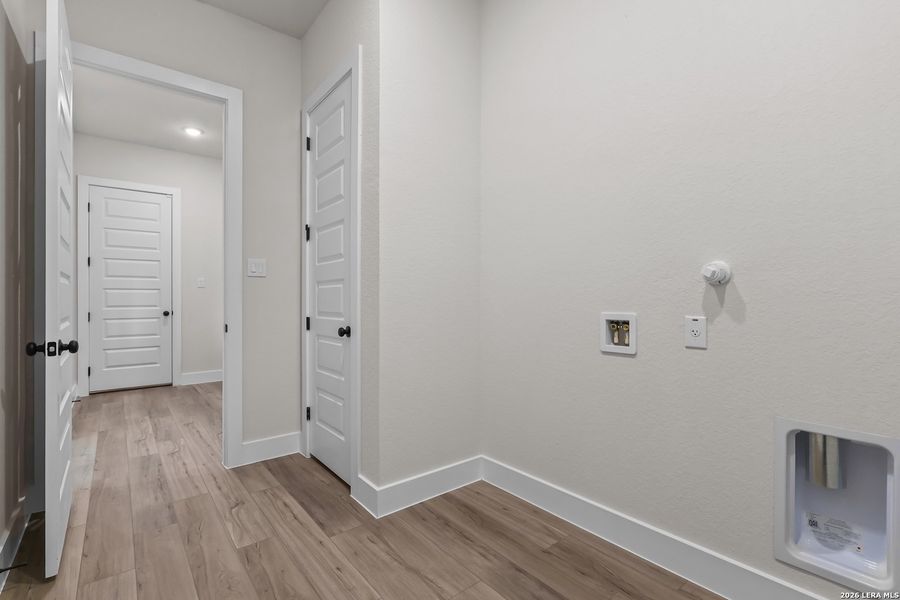 Spacious, unfurnished interior of a new home in Homestead, Schertz (Image 31). Spacious, unfurnished interior of a new home in Homestead, Schertz (Image 31).