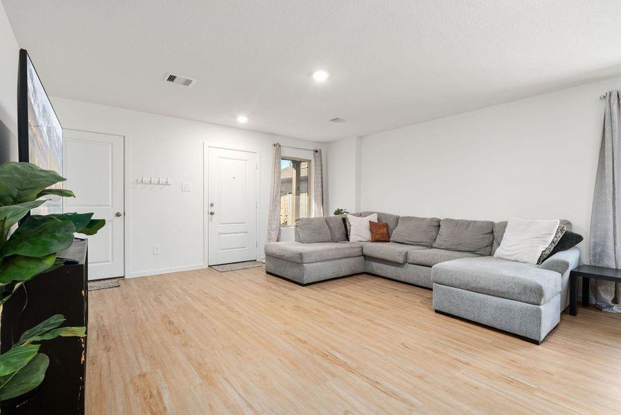 Furnished interior view inside a new home in Ladera Trails, Conroe (Image 13).