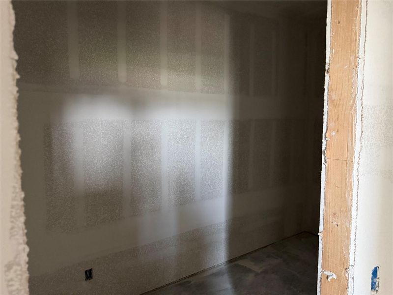 Primary Walk in Closet