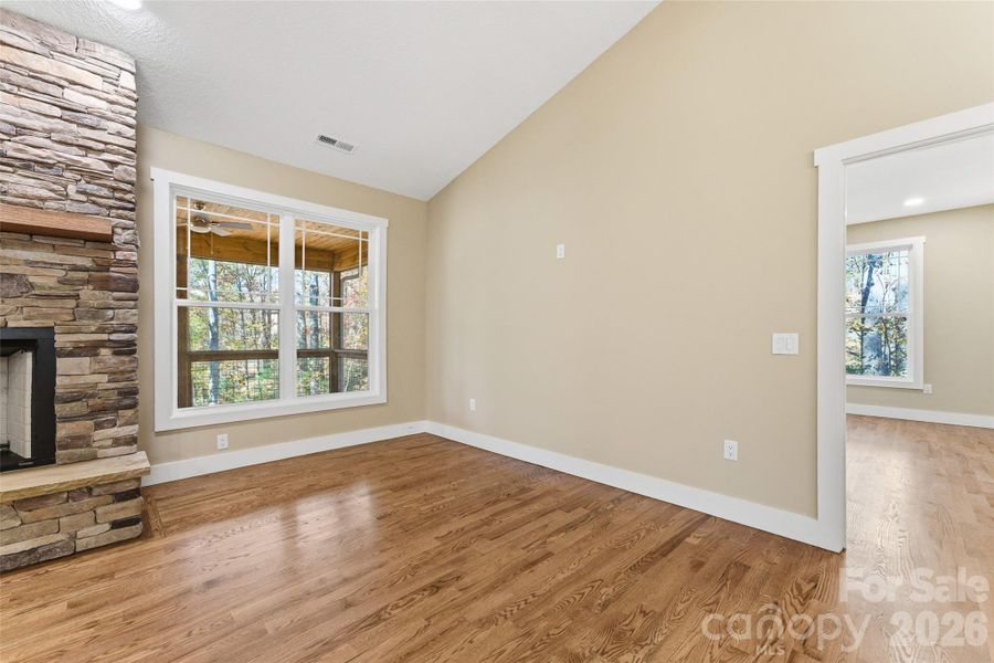Spacious, unfurnished interior of a new home in , Hendersonville (Image 28).