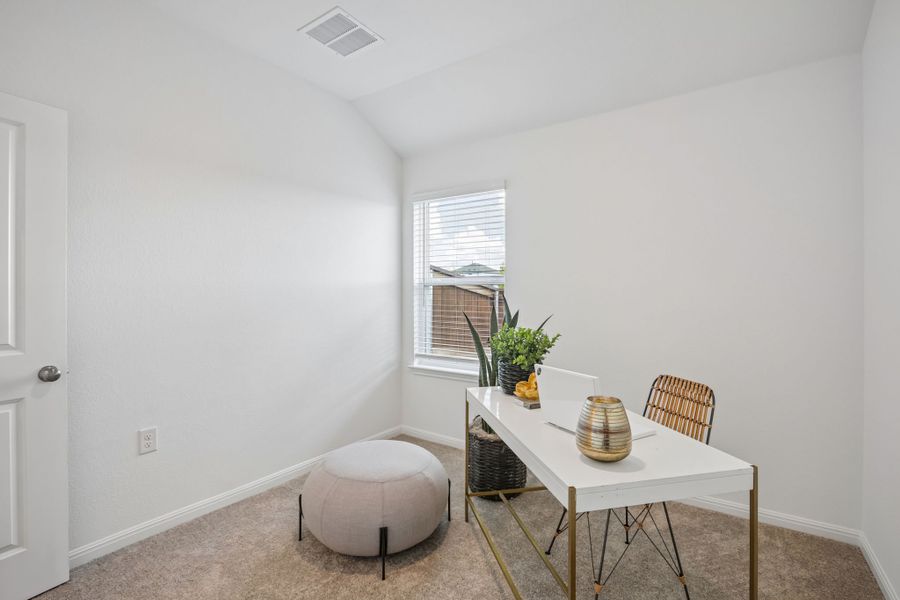 Furnished interior view inside a new home in Lisso, Pflugerville (Image 38).
