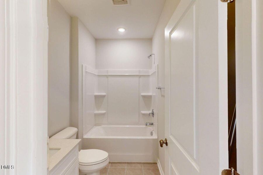 3730084_50034 3730084_50034