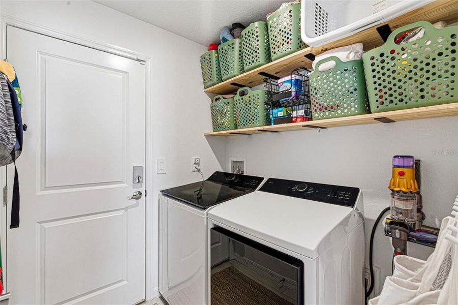 Furnished interior view inside a new home in North Park Isle, Plant City (Image 33).