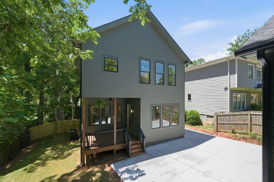 Exterior details and patio area of a home in , Atlanta (Image 4).