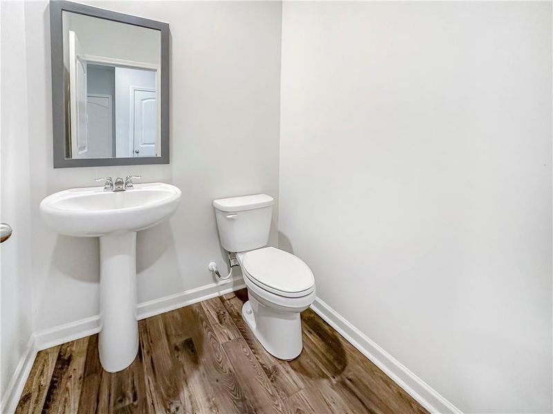 Furnished interior view inside a new home in Oakhurst Glen, Fairburn (Image 9).