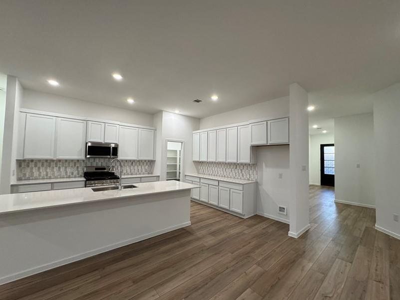 Pictures are representative of floor plan - not actual home for sale Pictures are representative of floor plan - not actual home for sale