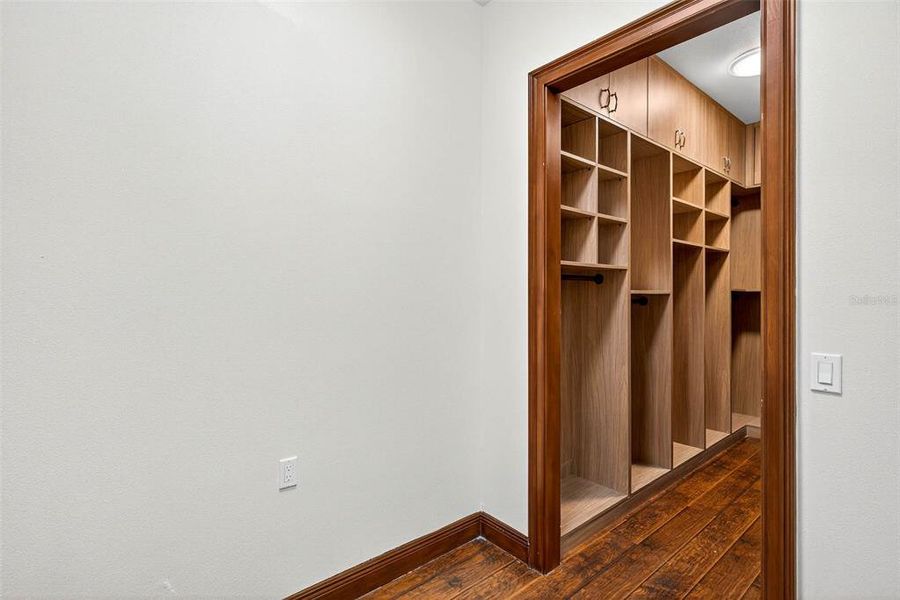 Spacious, unfurnished interior of a new home in , Thonotosassa (Image 52). Spacious, unfurnished interior of a new home in , Thonotosassa (Image 52).