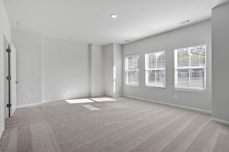 Spacious, unfurnished interior of a new home in West Main Townhomes, Sanford (Image 21).