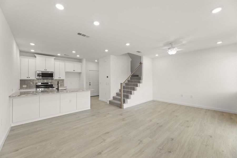 Spacious, unfurnished interior of a new home in Ten Mile Creek, Celina (Image 24). Spacious, unfurnished interior of a new home in Ten Mile Creek, Celina (Image 24).