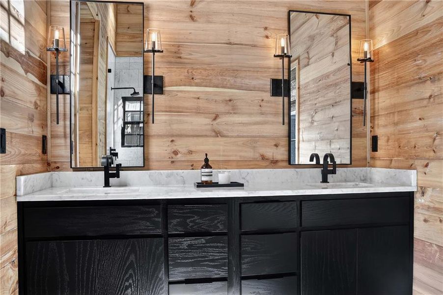 Close-up of interior finishes inside a home in , Blue Ridge (Image 22). Close-up of interior finishes inside a home in , Blue Ridge (Image 22).