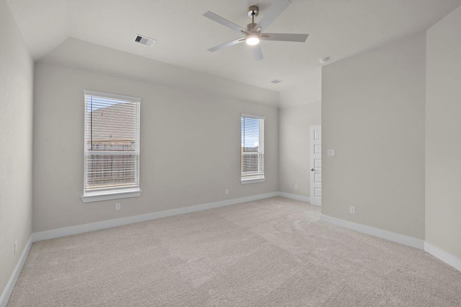 Spacious, unfurnished interior of a new home in Beacon Hill, Waller (Image 26).