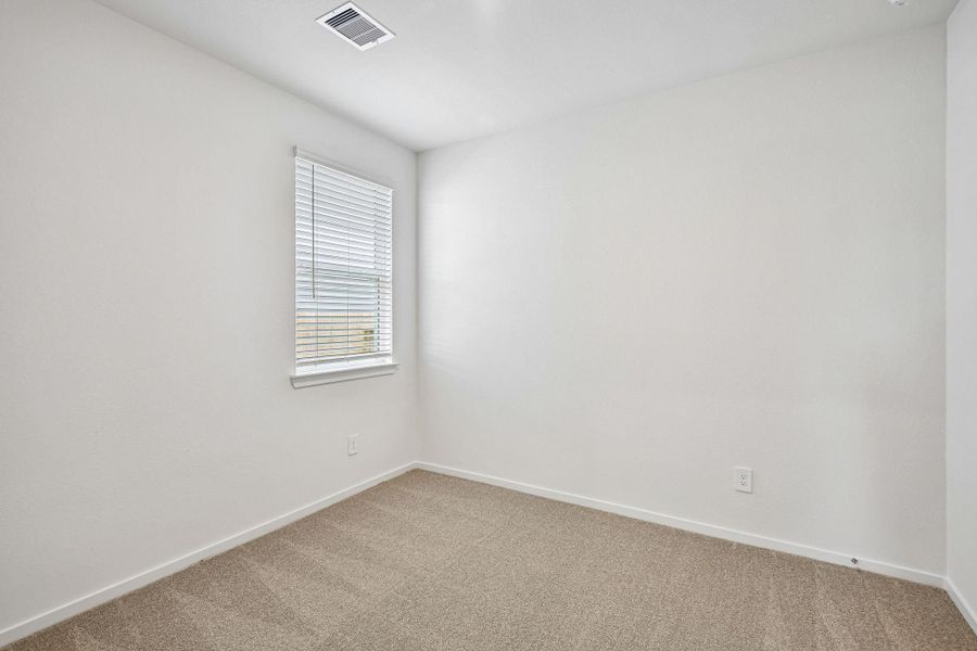 Spacious, unfurnished interior of a new home in Riviera Pines - Premier Series, Huffman (Image 30).