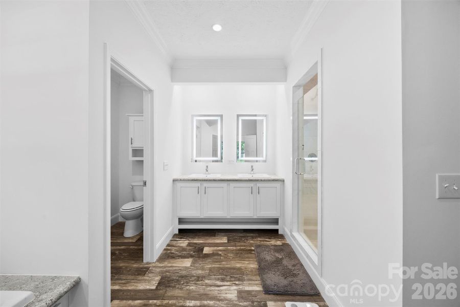 Image 22 of a home in .