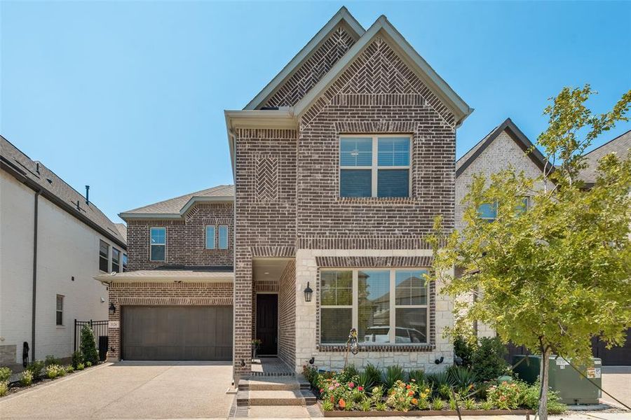 Front exterior of a new home in , Arlington, TX, highlighting curb appeal (Image 18).
