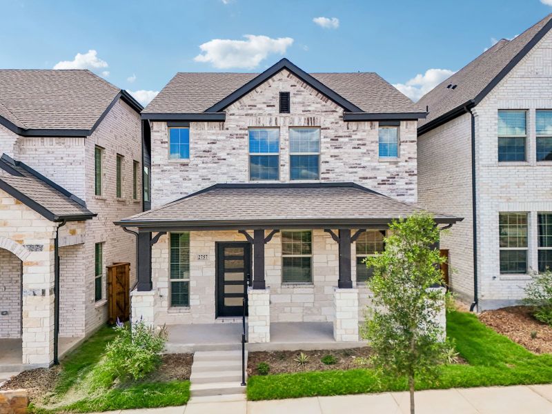 Front exterior of a new home in Oak Ridge Park, Corinth, TX, highlighting curb appeal (Image 2). Front exterior of a new home in Oak Ridge Park, Corinth, TX, highlighting curb appeal (Image 2).
