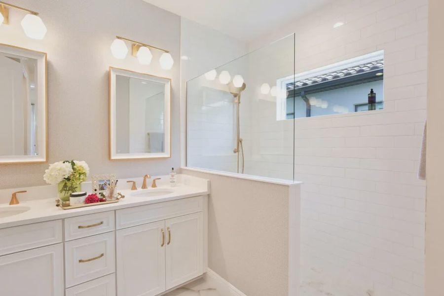 Furnished interior view inside a new home in Windward, Lakewood Ranch (Image 17).