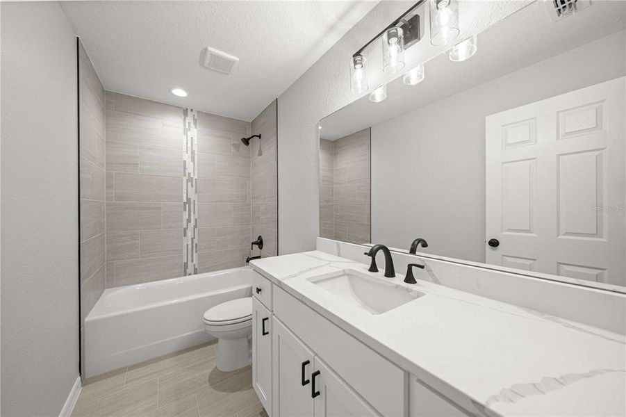 Furnished interior view inside a new home in , Dunnellon (Image 5).
