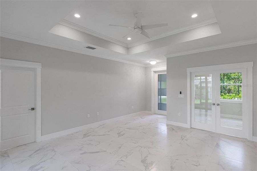 Spacious, unfurnished interior of a new home in , Port Charlotte (Image 23).