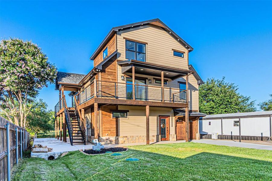 View of front facade with stairs