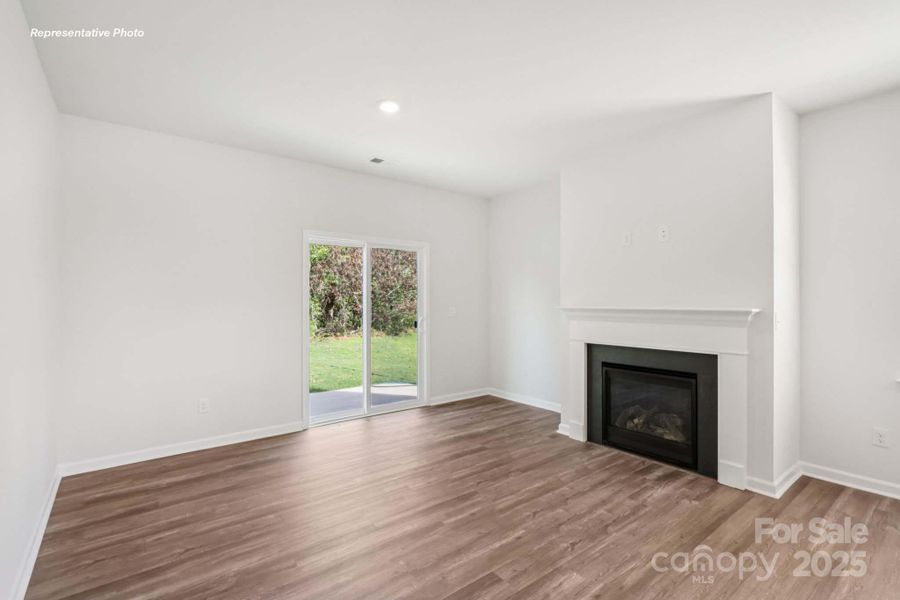 Spacious, unfurnished interior of a new home in Stanton, Richburg (Image 28).