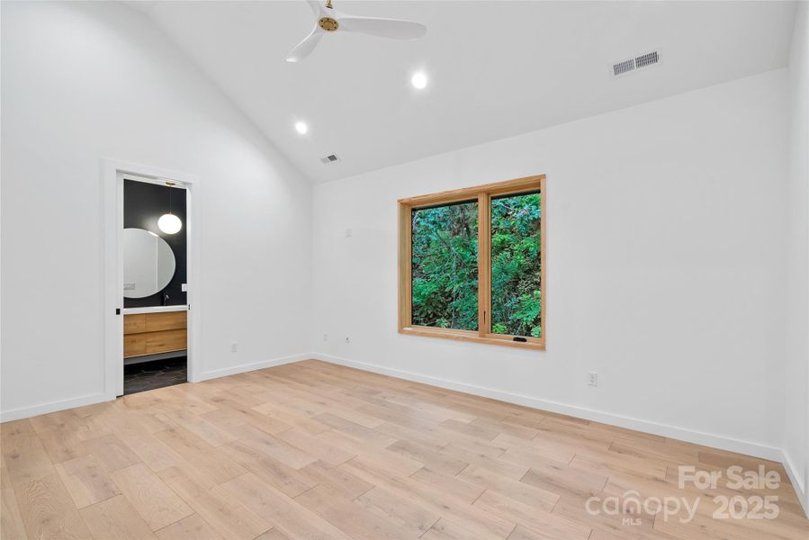 Spacious, unfurnished interior of a new home in , Asheville (Image 15).