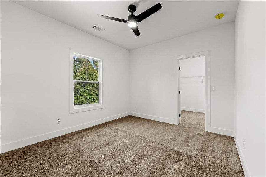 Spacious, unfurnished interior of a new home in , Jefferson (Image 21).