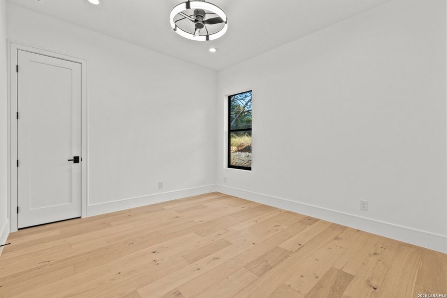 Spacious, unfurnished interior of a new home in , Boerne (Image 24).