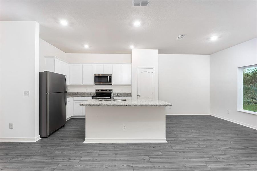 Image 17 of a home in Poinciana. Image 17 of a home in Poinciana.