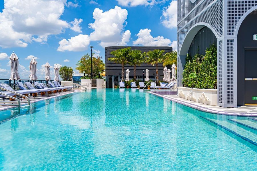 Community amenities in , Miami (Image 11).