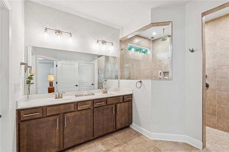 Furnished interior view inside a new home in Lakecrest, Buford (Image 8).