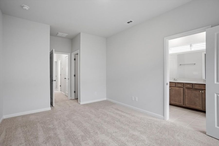 Spacious, unfurnished interior of a new home in Renaissance at White Oak, Garner (Image 23).