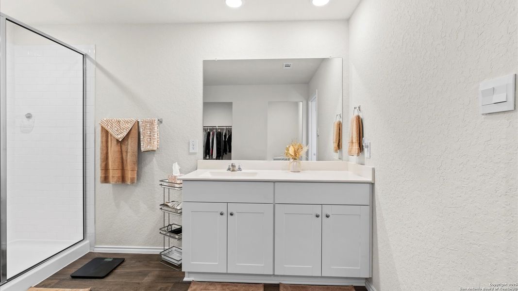 Furnished interior view inside a new home in Arroyo Ranch, Seguin (Image 35).
