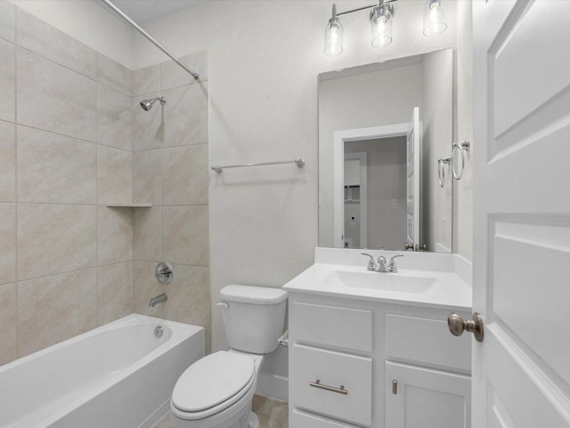 Furnished interior view inside a new home in Garden Glen at Clopton Farms, Montgomery (Image 11).