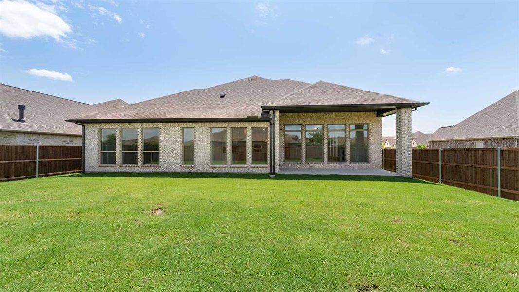 Front exterior of a new home in Devonshire - Reserve 60', Forney, TX, highlighting curb appeal (Image 17). Front exterior of a new home in Devonshire - Reserve 60', Forney, TX, highlighting curb appeal (Image 17).