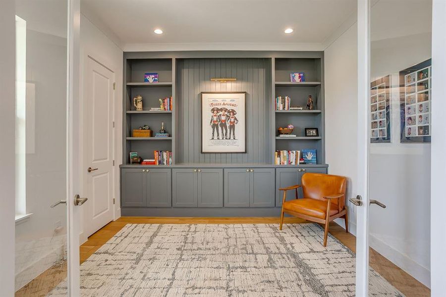 Furnished interior view inside a new home in , Aledo (Image 16).