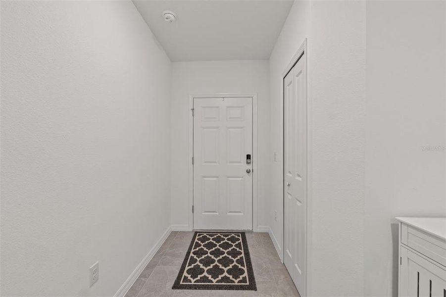 Spacious, unfurnished interior of a new home in Mirada, San Antonio (Image 22).