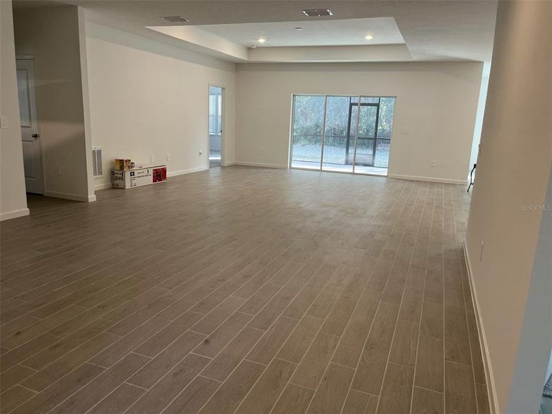 Spacious, unfurnished interior of a new home in Grand Park North, Dunnellon (Image 29).
