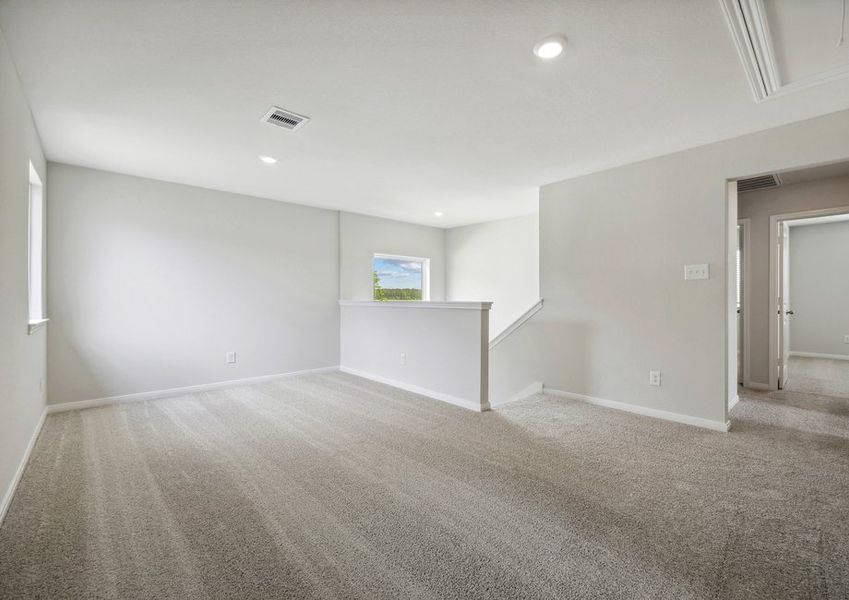 Spacious upstairs gameroom
