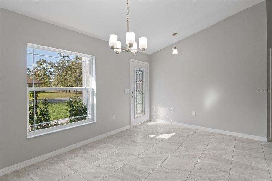 Spacious, unfurnished interior of a new home in , Homosassa (Image 22).