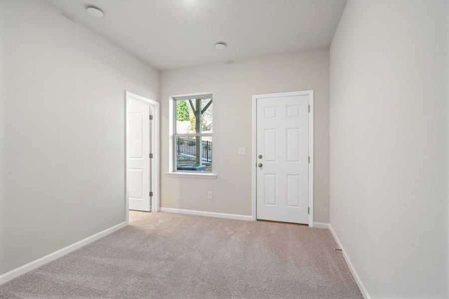 Spacious, unfurnished interior of a new home in , Mableton (Image 33).