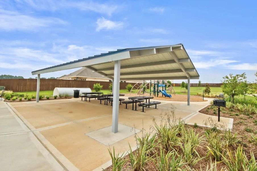 Community amenities in Colony at Pinehurst, Pinehurst (Image 9). Community amenities in Colony at Pinehurst, Pinehurst (Image 9).